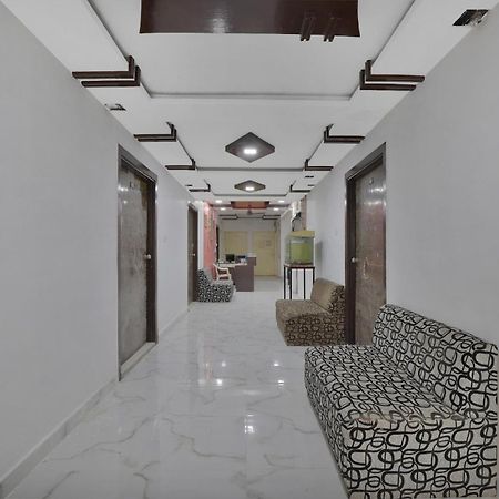 Hotel O Rudra Palace Ahmadabad Zewnętrze zdjęcie