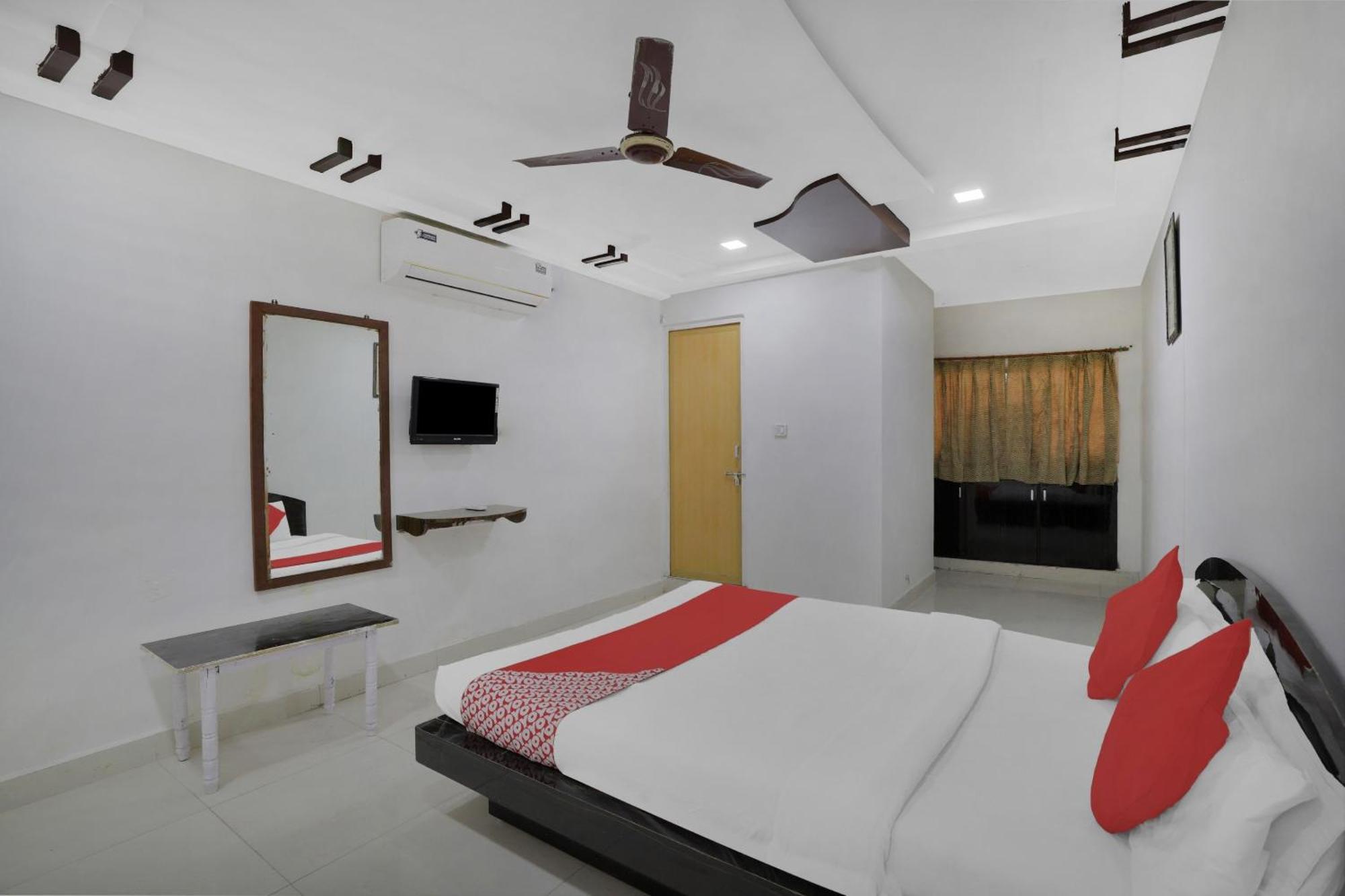 Hotel O Rudra Palace Ahmadabad Zewnętrze zdjęcie